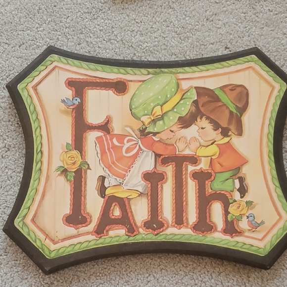 Vintage Love and Faith Wall Decor - Picture 2 of 9